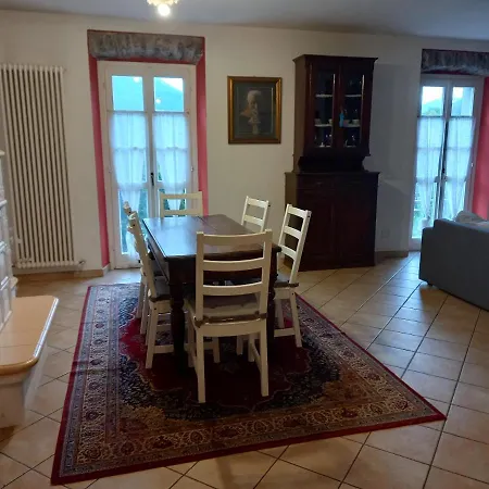 Isoladelsole Bed and breakfast Perledo